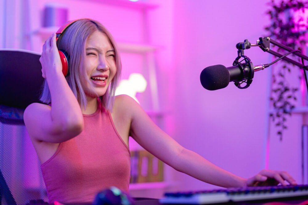 Home asian beautiful esport woman gamer play online vid 2025 03 26 03 34 44 utc
